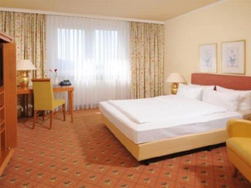 โรงแรมลีโอนาร์โด ไฮเดลแบร์ก ซิตี้เซ็นเตอร์ ไฮเดลเบิร์ก ห้อง รูปภาพ